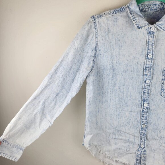 Rails Ingrid Light Acid Wash Raw Hem Button Up Shirt Lyocell Linen sz S - Picture 6 of 16